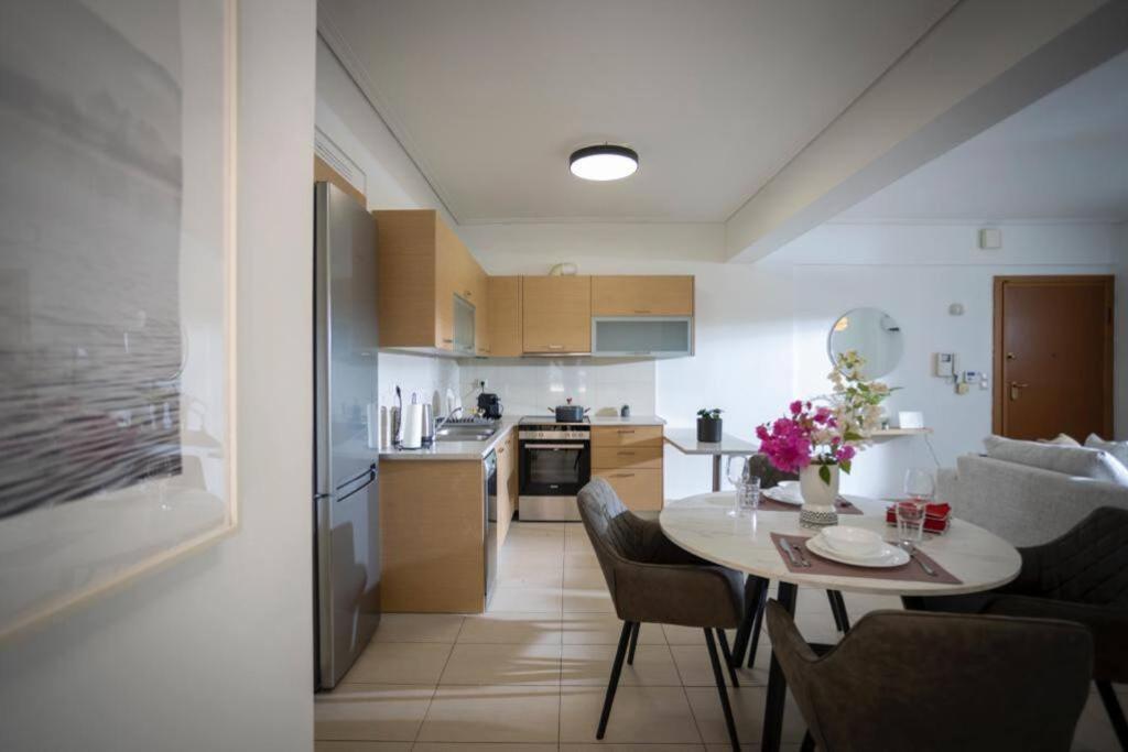 Pame Rentals - Cozy Glyfada Stay With Free Parking Athens Exterior photo
